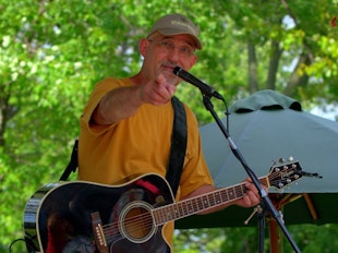 Chuck Ditri (LIVE MUSIC) @ Laurello's Vineyards 7/25