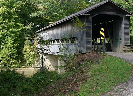 Middle Road Covered Bridge